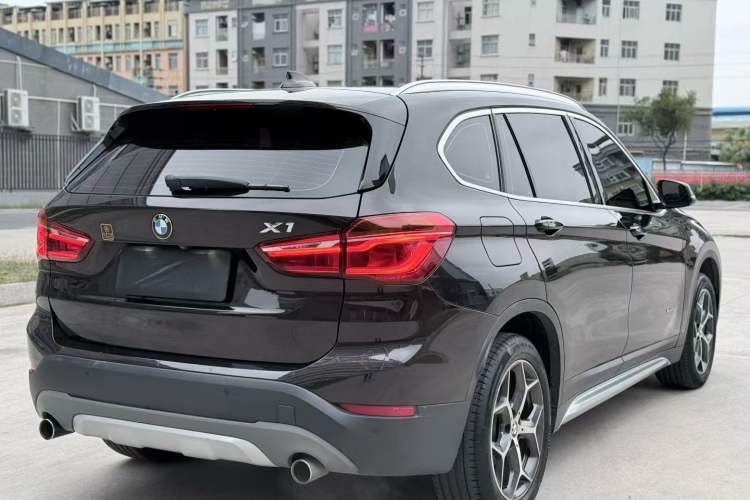 Used BMW X1 2018 xDrive20Li Luxury Edition Exterior 9