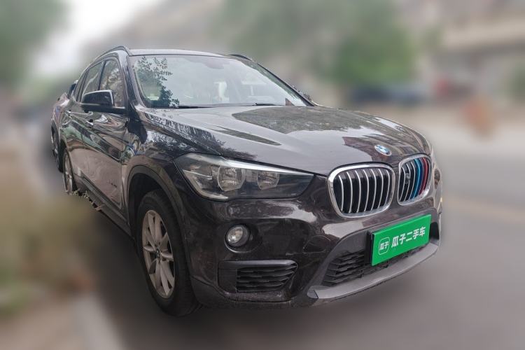 Used BMW X1 2018 sDrive18Li Fashion Model Front Right 45 Deg