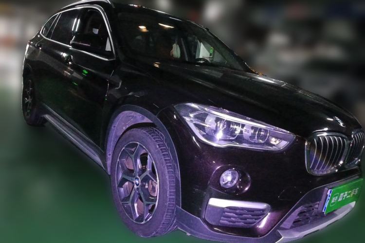Used BMW X1 2018 sDrive18Li Luxury Model Front Right 45 Deg