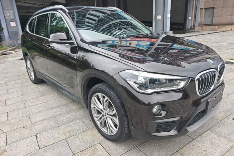 Used BMW X1 2018 sDrive20Li Leading Model Front Right 45 Deg