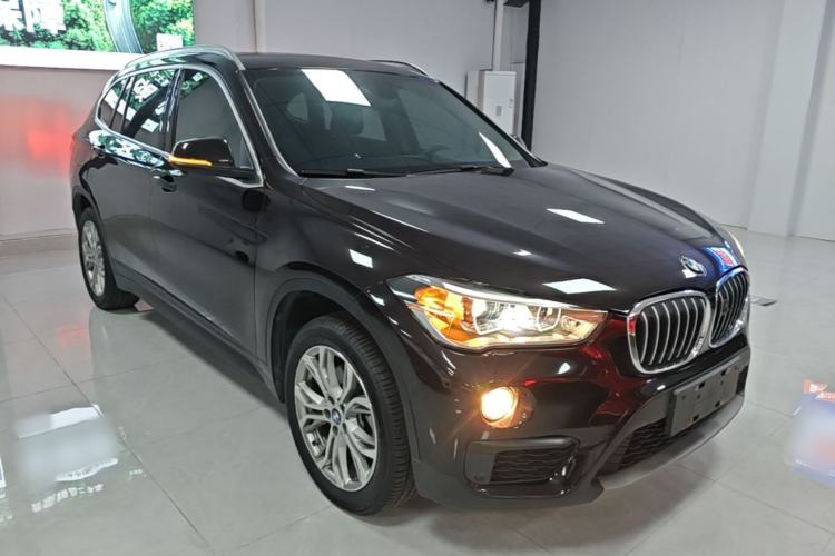 Used BMW X1 2018 sDrive20Li Leading Model Front Right 45 Deg