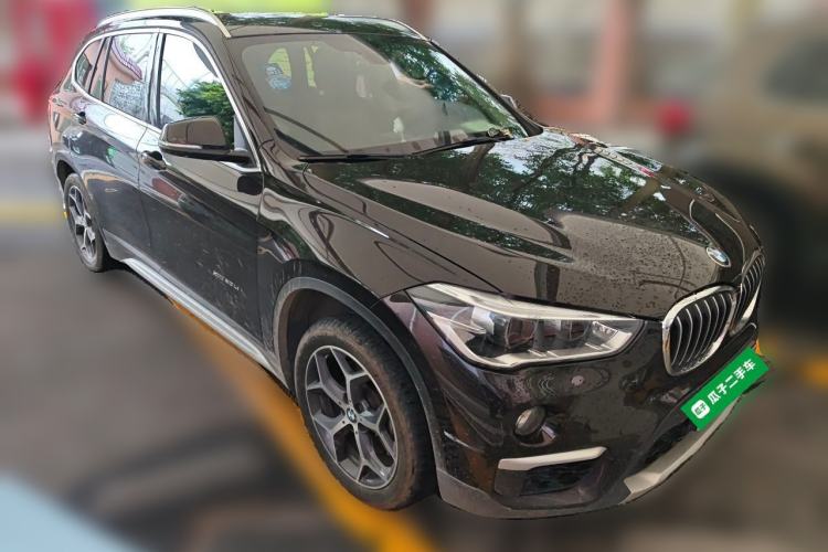 Used BMW X1 2018 xDrive20Li Luxury Edition Front Right 45 Deg
