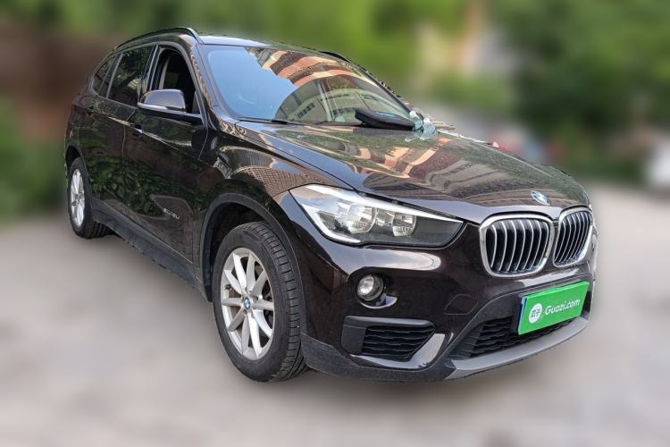 Used BMW X1 2018 sDrive18Li Fashion Model Front Right 45 Deg