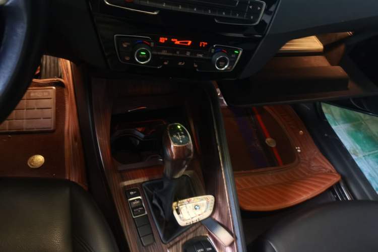 Used BMW X1 2018 sDrive18Li Fashion Model Gear Lever