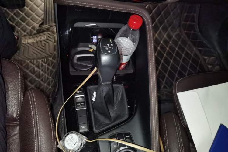Used BMW X1 2018 xDrive20Li Luxury Edition Gear Lever