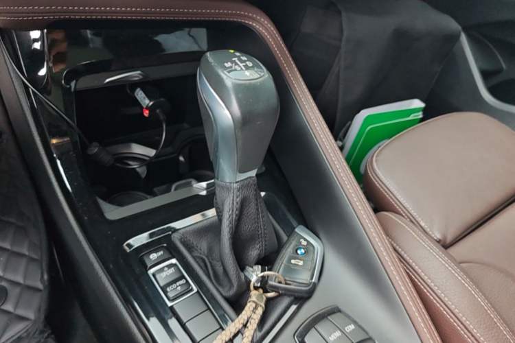 Used BMW X1 2018 sDrive18Li Luxury Model Gear Lever