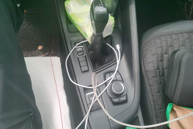 Used BMW X1 2018 sDrive20Li Leading Model Gear Lever