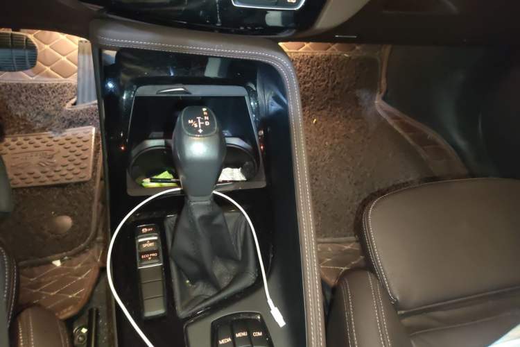 Used BMW X1 2018 sDrive18Li Luxury Model Gear Lever