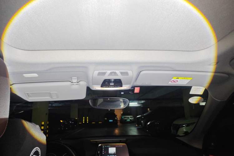 Used BMW X1 2018 xDrive20Li Luxury Edition Headliner