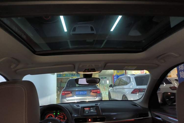 Used BMW X1 2018 sDrive18Li Luxury Model Headliner