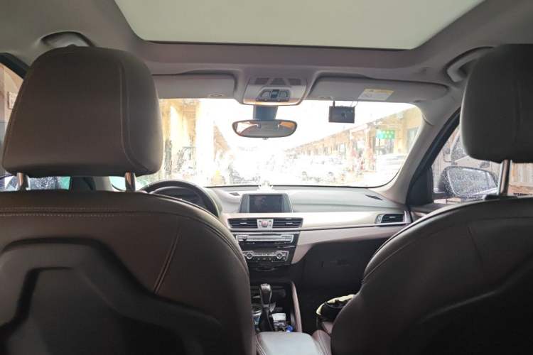 Used BMW X1 2018 sDrive18Li Luxury Model Headliner