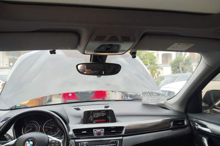 Used BMW X1 2018 sDrive20Li Leading Model Headliner