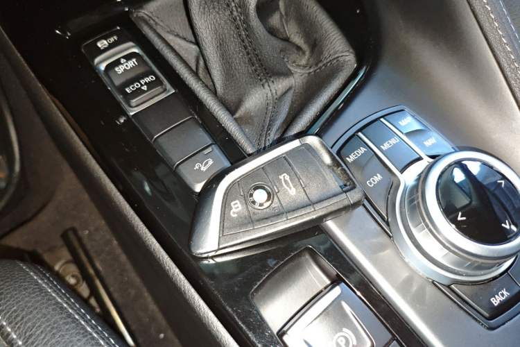 Used BMW X1 2018 xDrive20Li Luxury Edition Interior 1