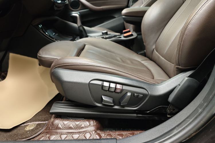 Used BMW X1 2018 sDrive18Li Luxury Model Interior 12