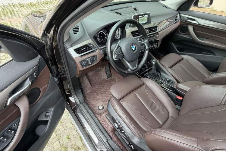 Used BMW X1 2018 sDrive18Li Luxury Model Interior 3