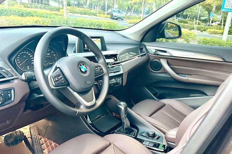 Used BMW X1 2018 sDrive18Li Luxury Model Interior 4