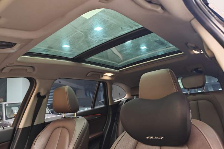 Used BMW X1 2018 sDrive18Li Luxury Model Interior 9