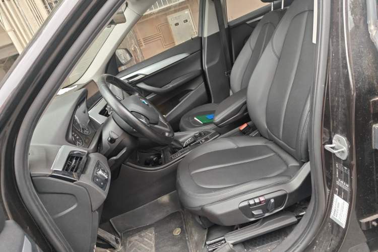 Used BMW X1 2018 sDrive18Li Fashion Model Left Front Seat