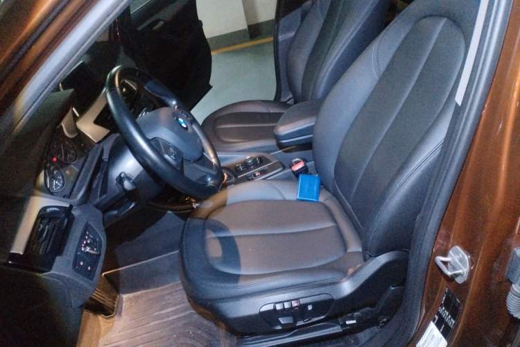 Used BMW X1 2018 sDrive18Li Fashion Model Left Front Seat