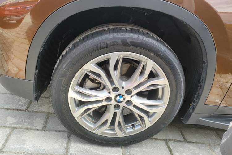 Used BMW X1 2018 sDrive20Li Leading Model Left Front Wheel Hub