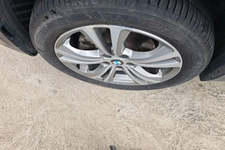 Used BMW X1 2018 sDrive18Li Luxury Model Left Front Wheel Hub