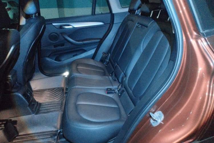 Used BMW X1 2018 sDrive18Li Fashion Model Left Rear Seat