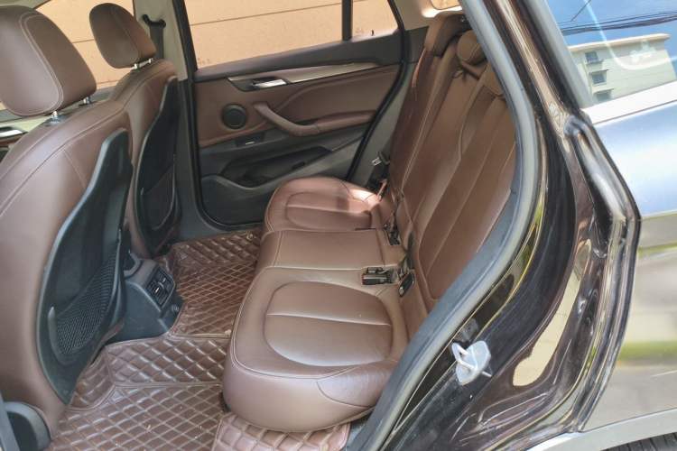 Used BMW X1 2018 xDrive20Li Luxury Edition Left Rear Seat