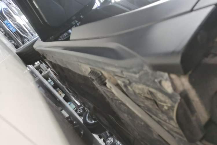Used BMW X1 2018 sDrive18Li Fashion Model Left Side Sill