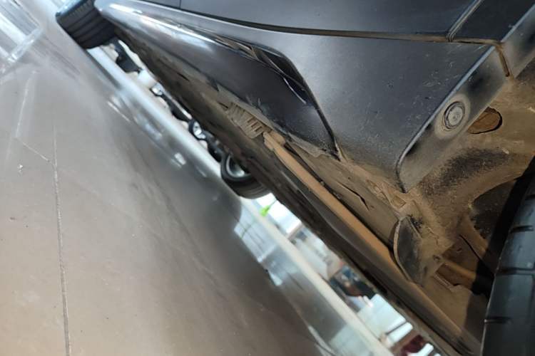 Used BMW X1 2018 sDrive18Li Luxury Model Left Side Sill
