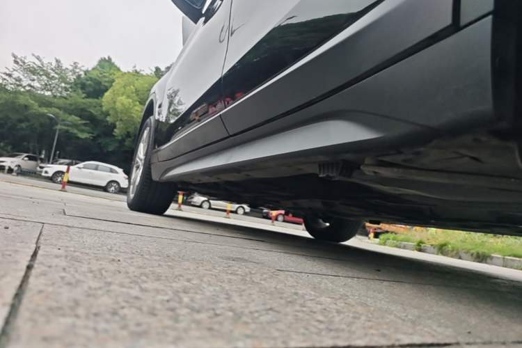 Used BMW X1 2018 sDrive20Li Leading Model Left Side Sill
