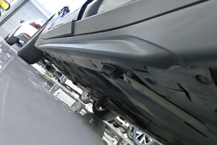 Used BMW X1 2018 sDrive20Li Leading Model Left Side Sill