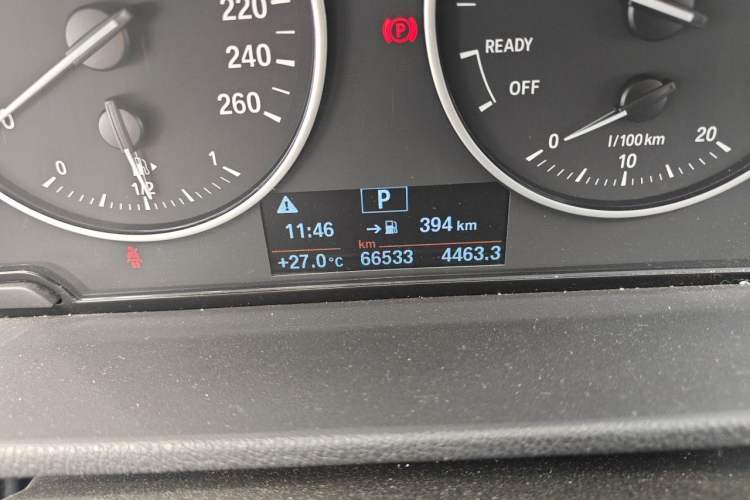 Used BMW X1 2018 sDrive18Li Luxury Model Odometer Close Up