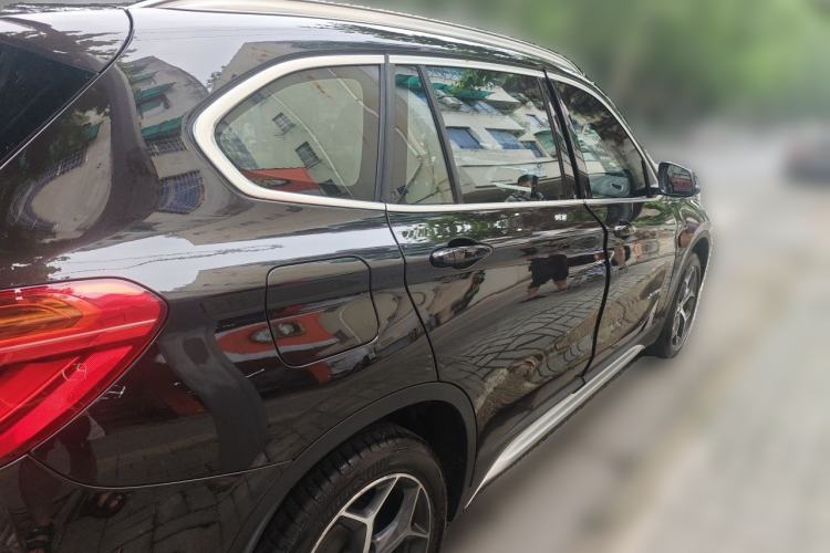 Used BMW X1 2018 xDrive20Li Luxury Edition Rear Right 45 Deg