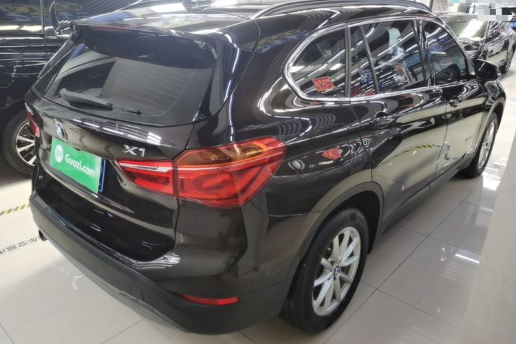 Used BMW X1 2018 sDrive18Li Fashion Model Rear Right 45 Deg