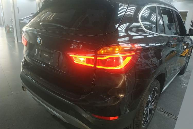 Used BMW X1 2018 sDrive18Li Luxury Model Rear Right 45 Deg