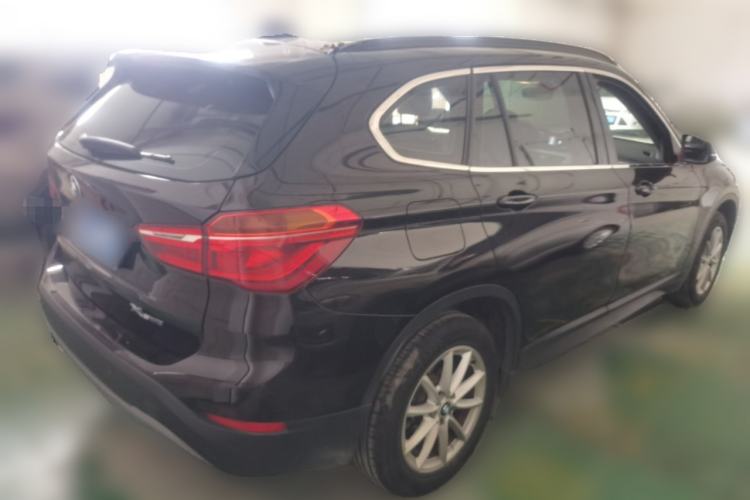 Used BMW X1 2018 sDrive18Li Fashion Model Rear Right 45 Deg