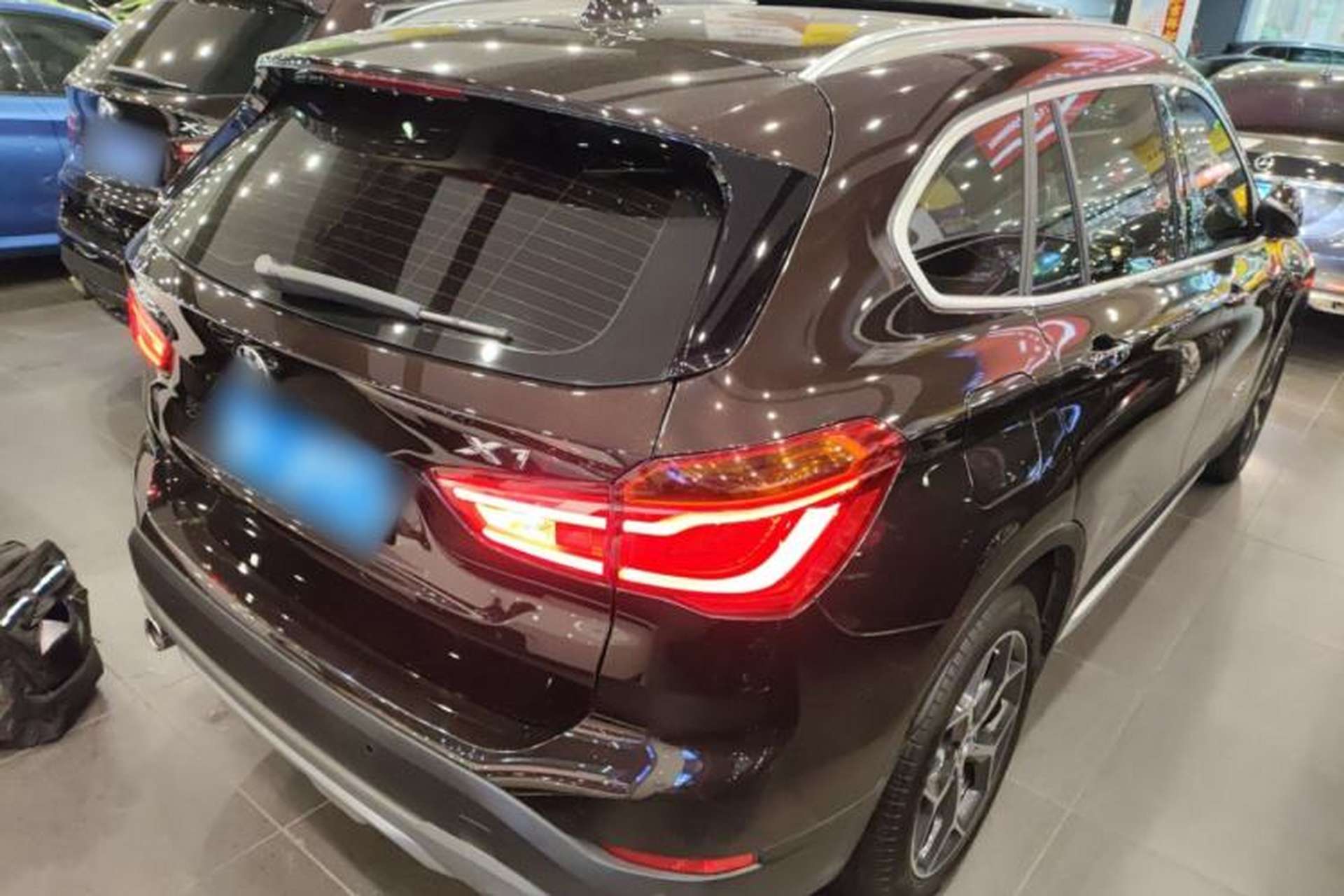 Used BMW X1 2018 xDrive20Li Luxury Edition Rear Right 45 Deg