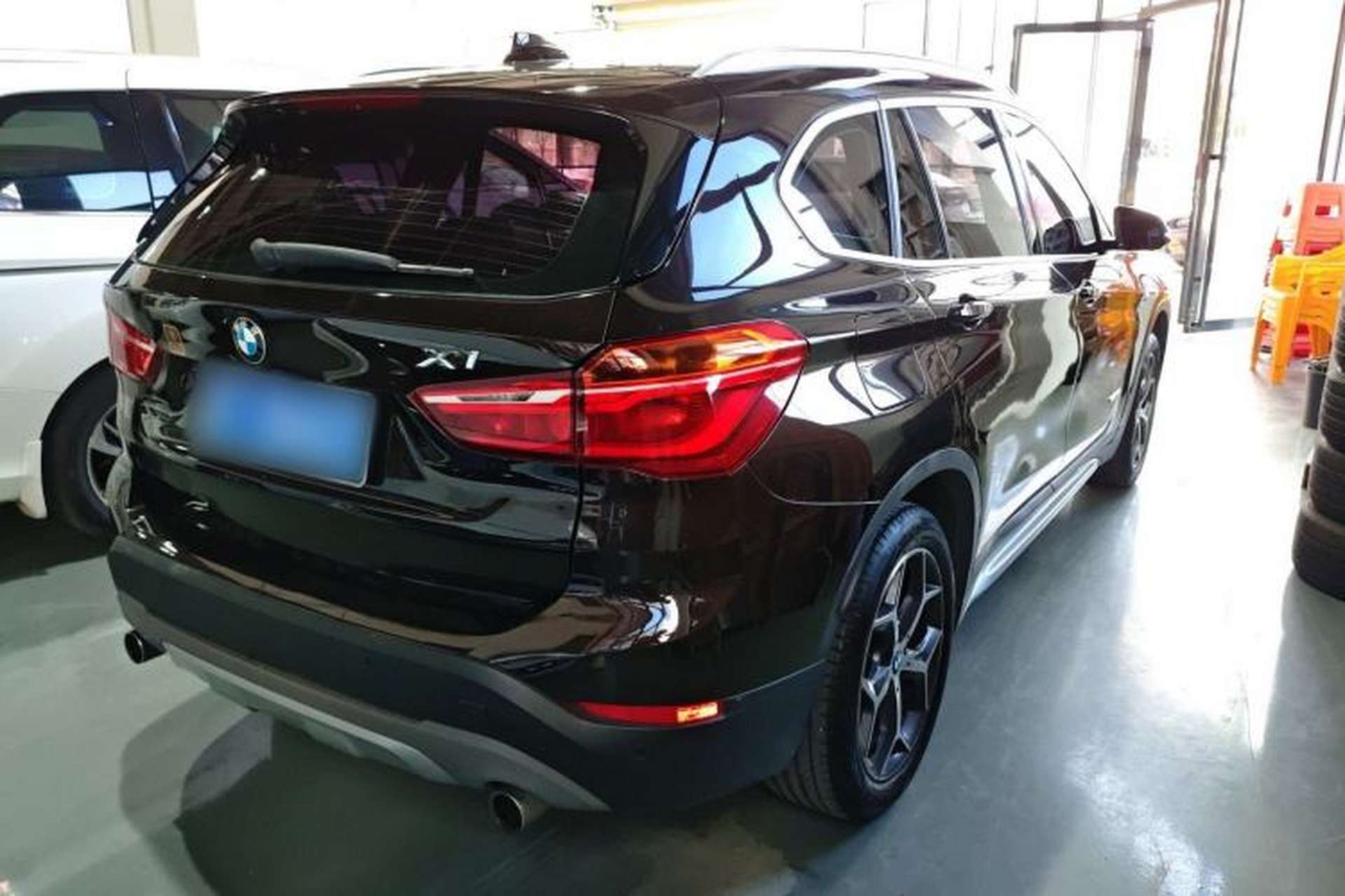 Used BMW X1 2018 xDrive20Li Luxury Edition Rear Right 45 Deg