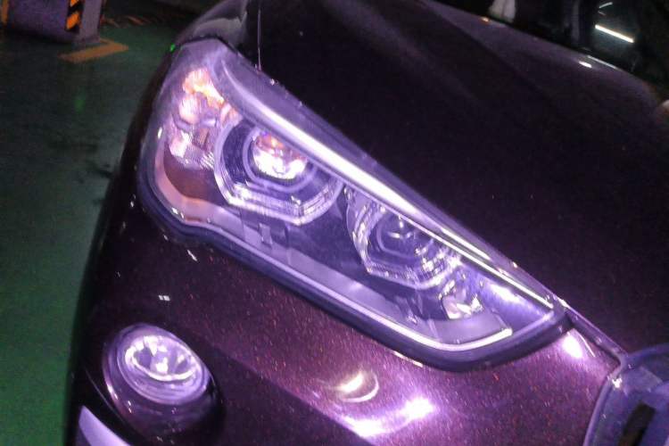 Used BMW X1 2018 sDrive18Li Luxury Model Right Front Headlight