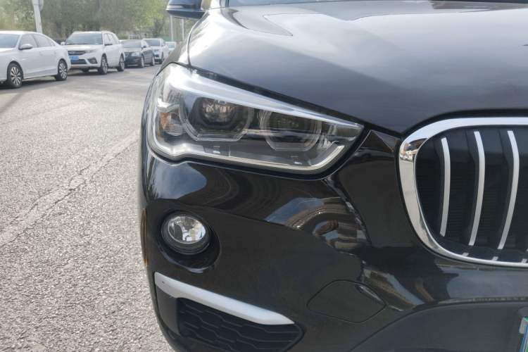 Used BMW X1 2018 sDrive18Li Luxury Model Right Front Headlight