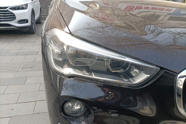Used BMW X1 2018 sDrive18Li Luxury Model Right Front Headlight