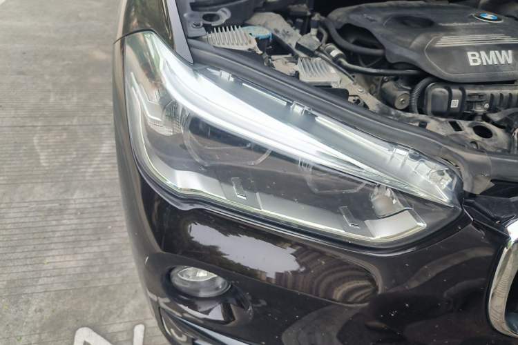 Used BMW X1 2018 sDrive18Li Luxury Model Right Front Headlight