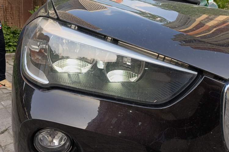 Used BMW X1 2018 sDrive18Li Fashion Model Right Front Headlight