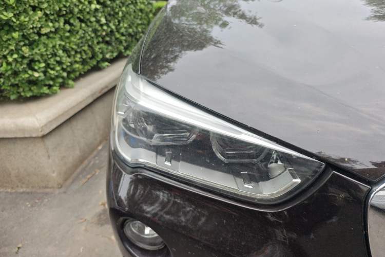 Used BMW X1 2018 sDrive18Li Luxury Model Right Front Headlight