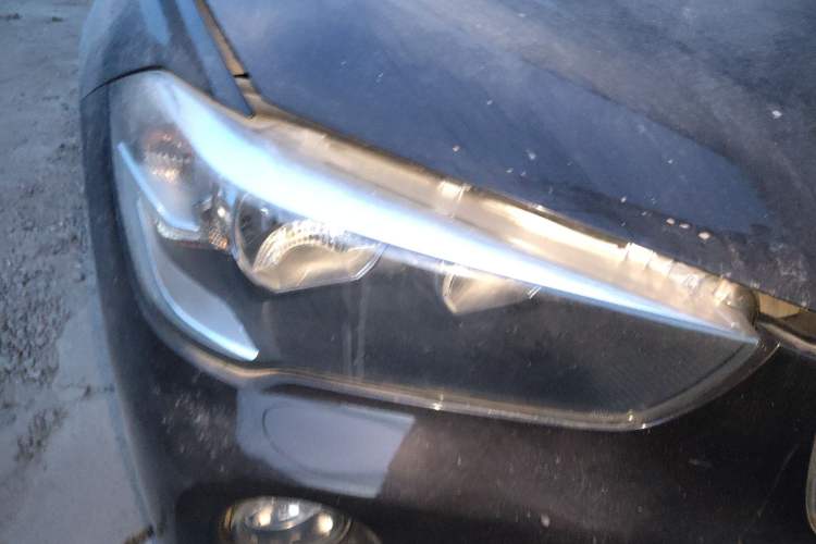 Used BMW X1 2018 sDrive18Li Fashion Model Right Front Headlight