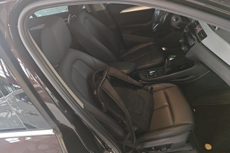 Used BMW X1 2018 sDrive20Li Leading Model Right Front Seat