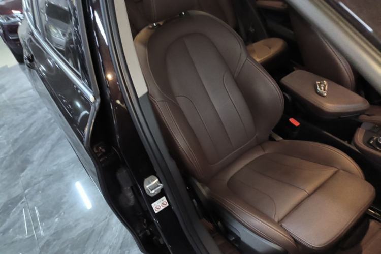 Used BMW X1 2018 sDrive18Li Luxury Model Right Front Seat