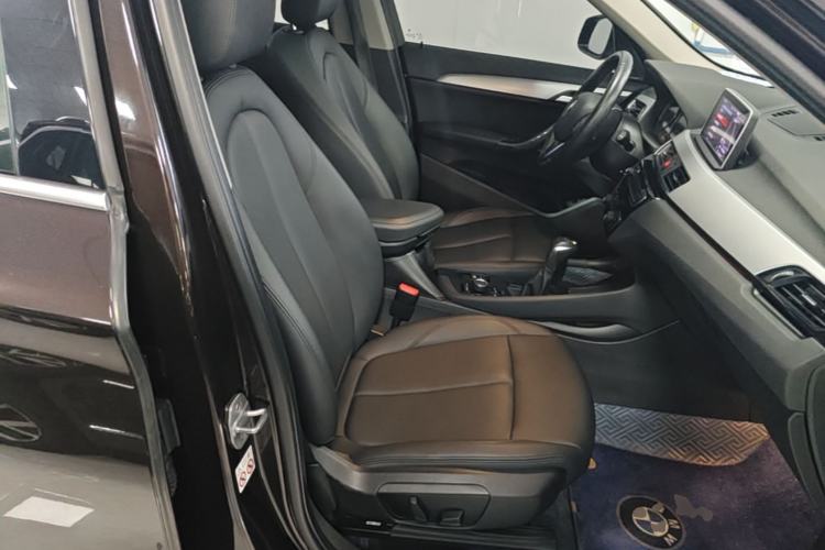 Used BMW X1 2018 sDrive20Li Leading Model Right Front Seat