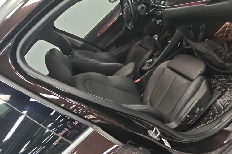 Used BMW X1 2018 sDrive18Li Luxury Model Right Front Seat