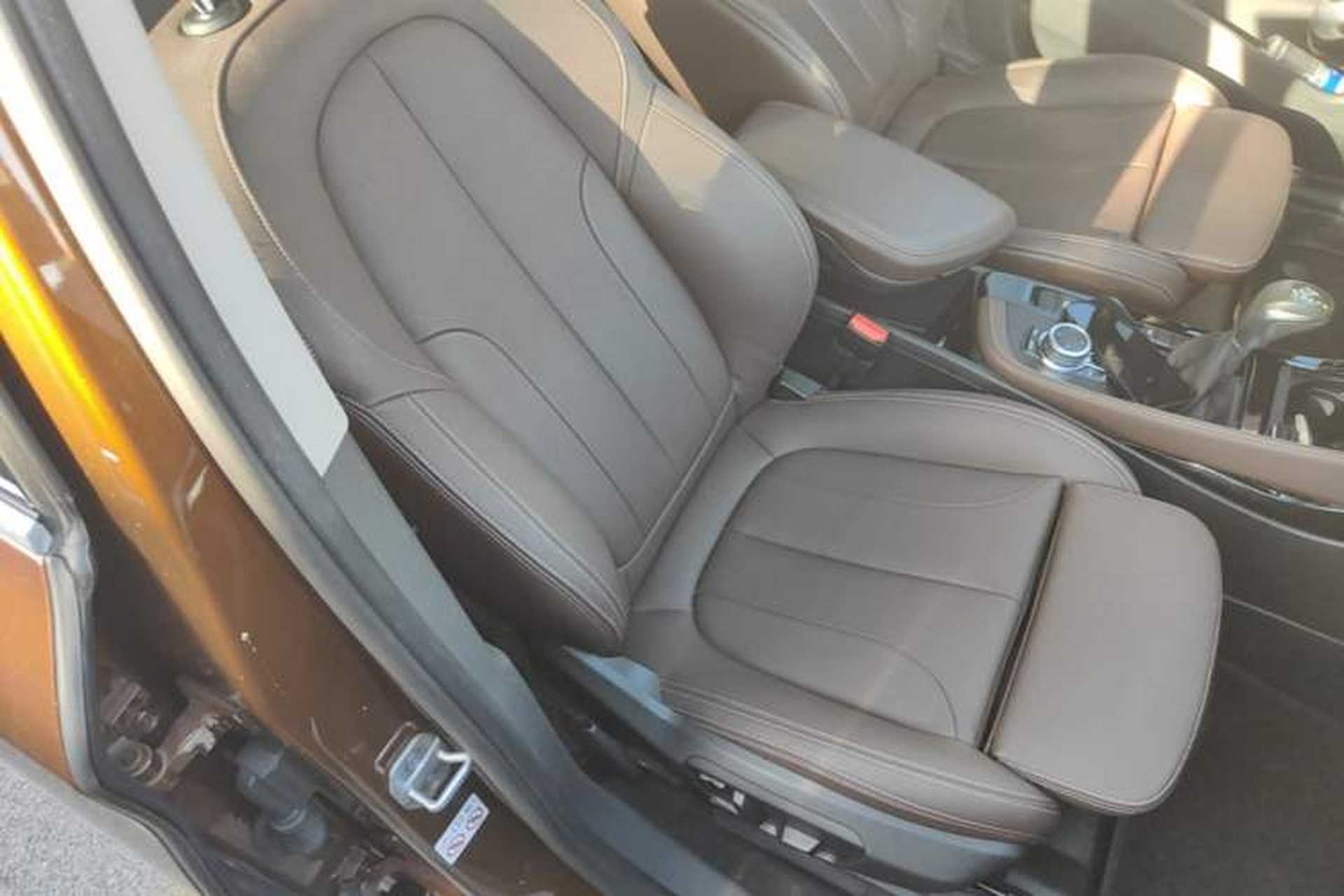 Used BMW X1 2018 xDrive20Li Luxury Edition Right Front Seat